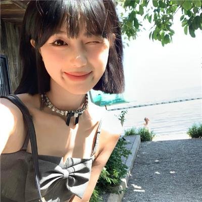 三个邻居